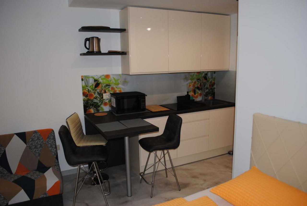 Apartments Samec Ізола Екстер'єр фото