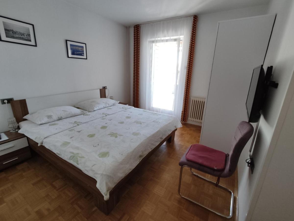 Apartments Samec Ізола Екстер'єр фото