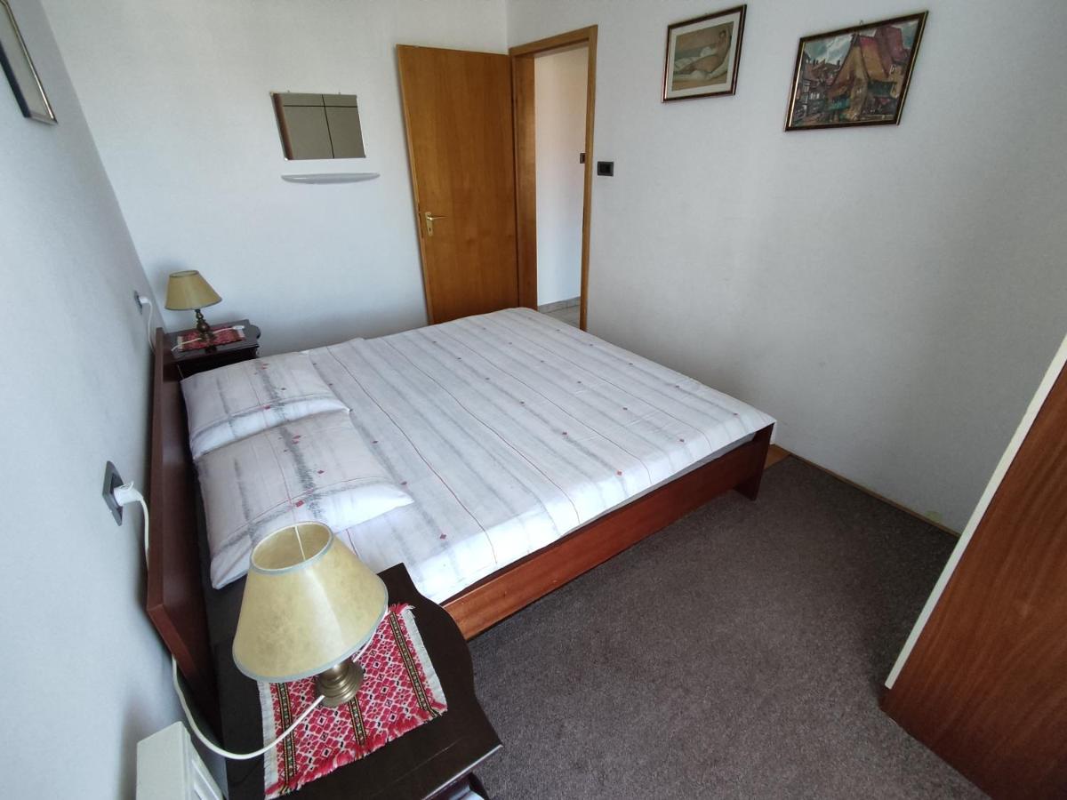 Apartments Samec Ізола Екстер'єр фото