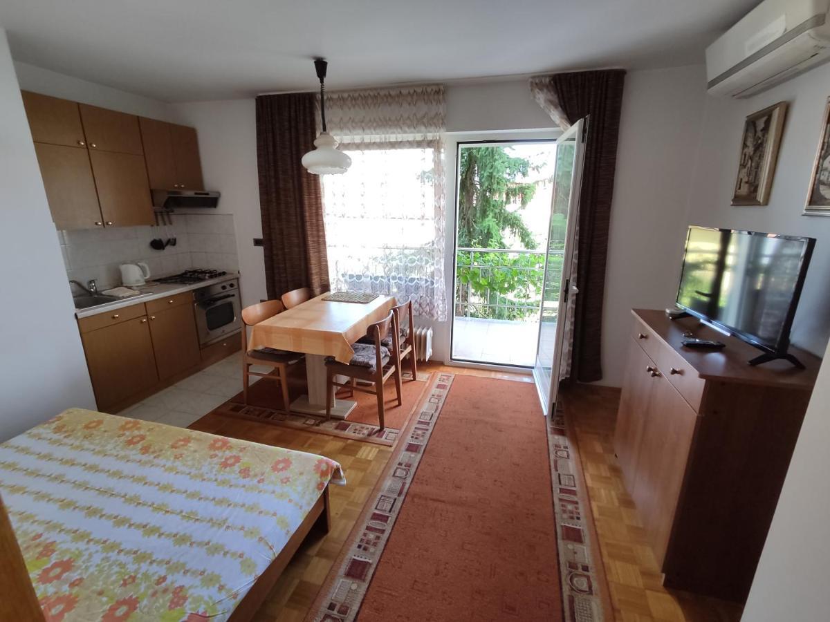 Apartments Samec Ізола Екстер'єр фото