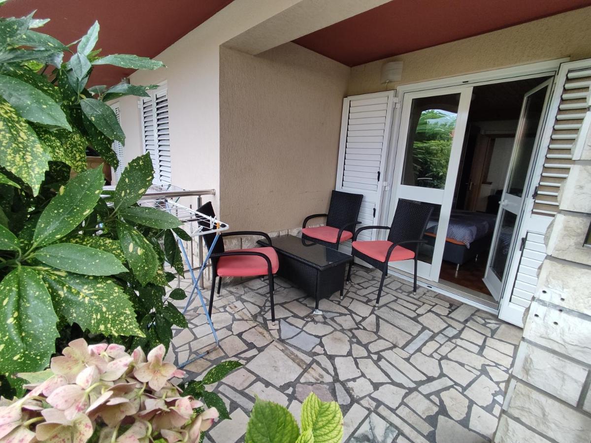 Apartments Samec Ізола Екстер'єр фото