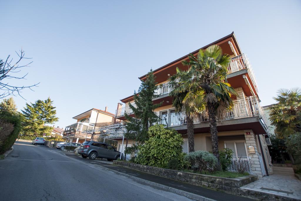 Apartments Samec Ізола Екстер'єр фото